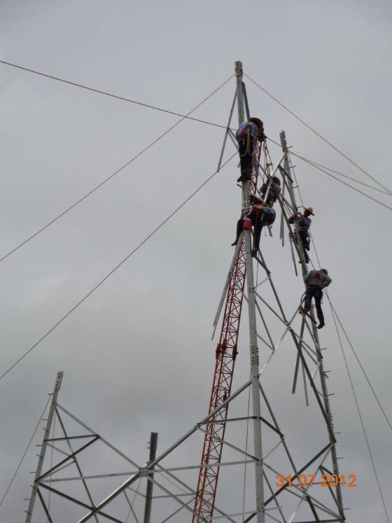Cinco S.A.S. — Construcción de redes en campo
